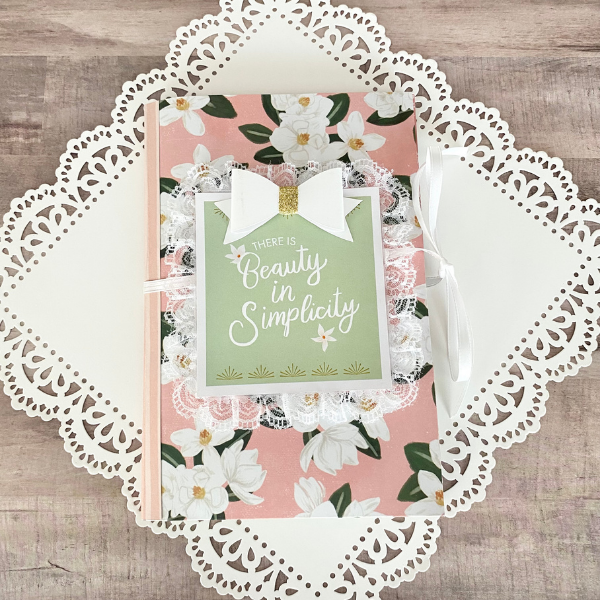 Beauty in Simplicity Keepsake Pocket Album